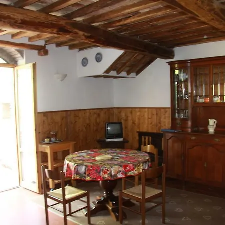 Good Buy Apart Otel San Gimignano